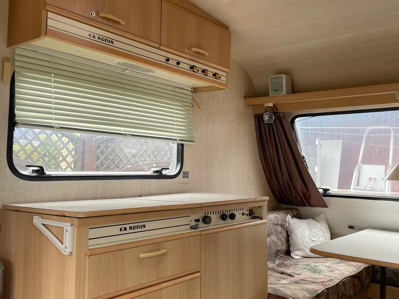 Billede 2 - Campingvogn, Adria 400 m/fortelt