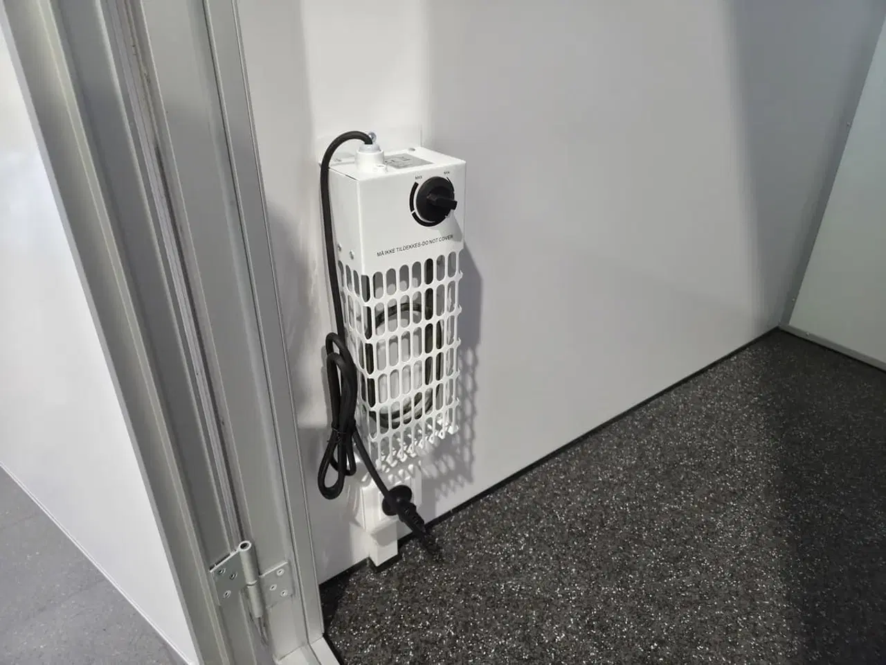 Billede 7 - Toiletvogn 240 med 2 toiletter & kværn