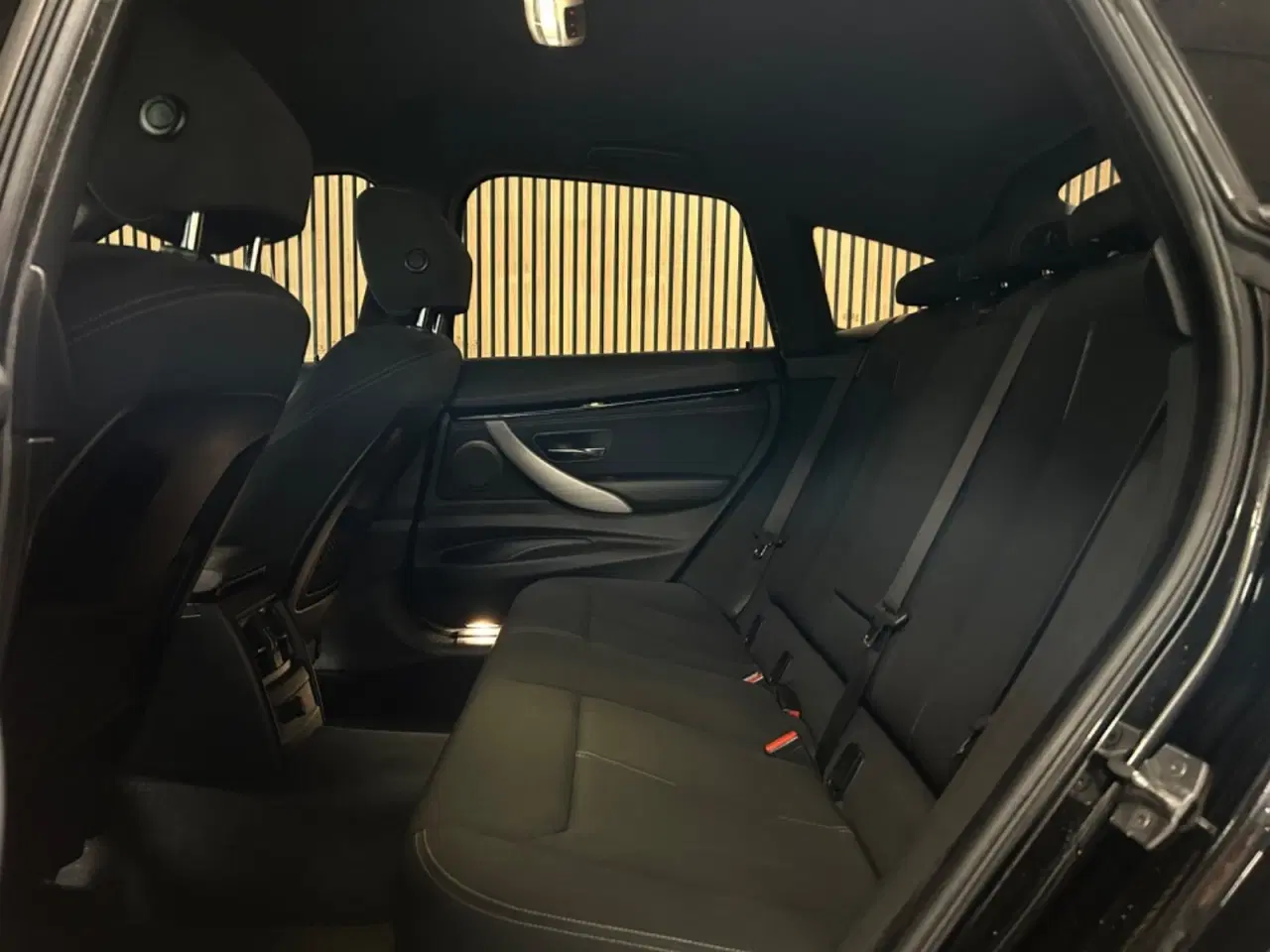 Billede 8 - BMW 320i 2,0 Sport Line aut.
