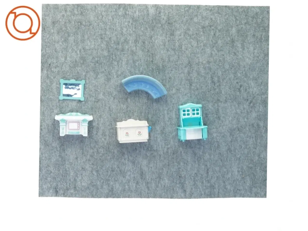 Billede 1 - Tilbehør til dukkehus (str. 5 x 3)
