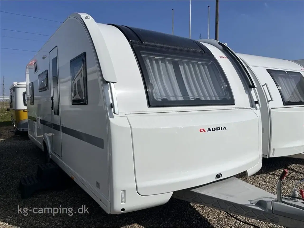 Billede 1 - 2023 - Adria Adora 573 PT TILBUD nedsat med kr. 24.196,- | Vognen kan opvejes til 2000 KG