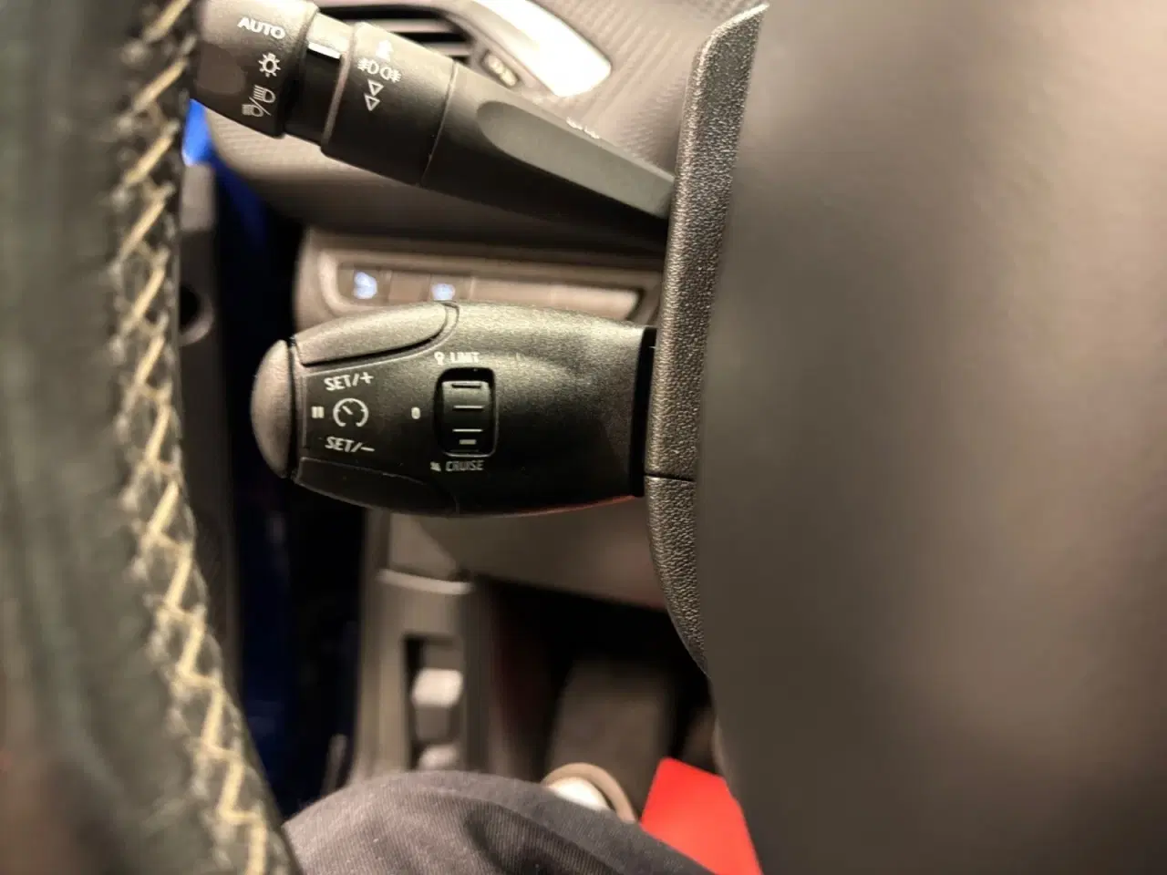 Billede 13 - Peugeot 2008 1,5 BlueHDi 100 Allure Sky