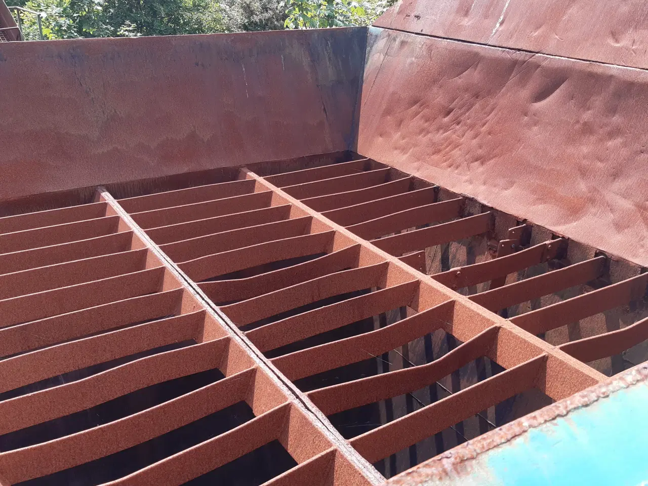 Billede 2 - Fødekasse med Bånd