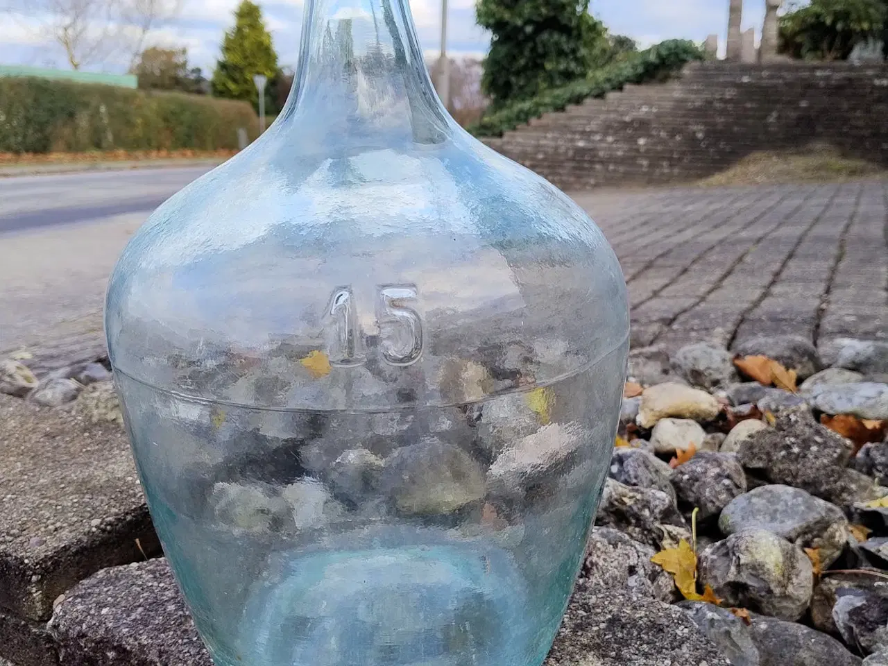 Billede 2 - Vinballon i træstativ og glasballon