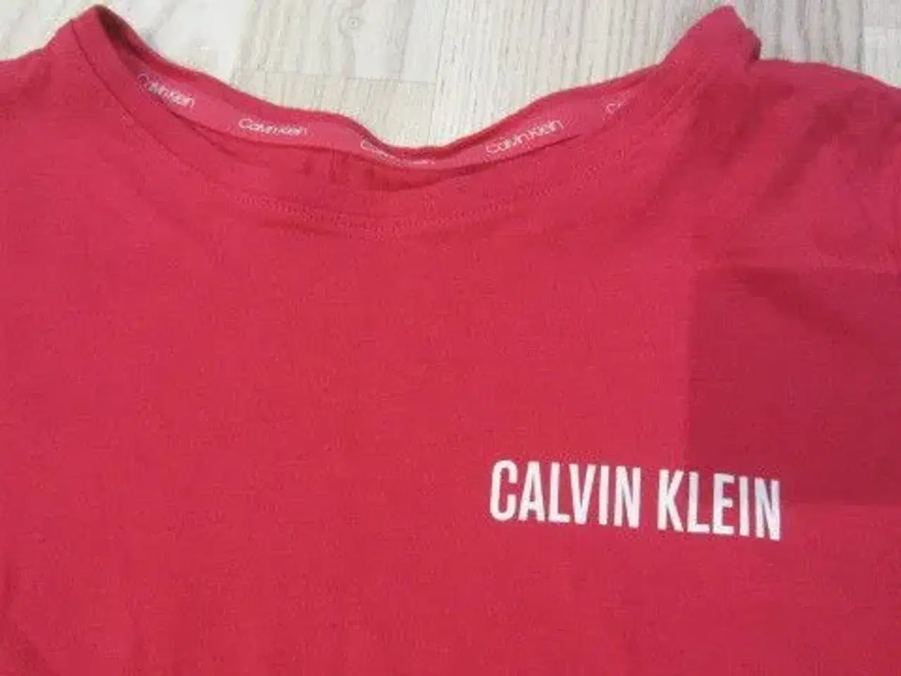 Billede 2 - Str. 152-164, 2 Calvin Klein t-shirts