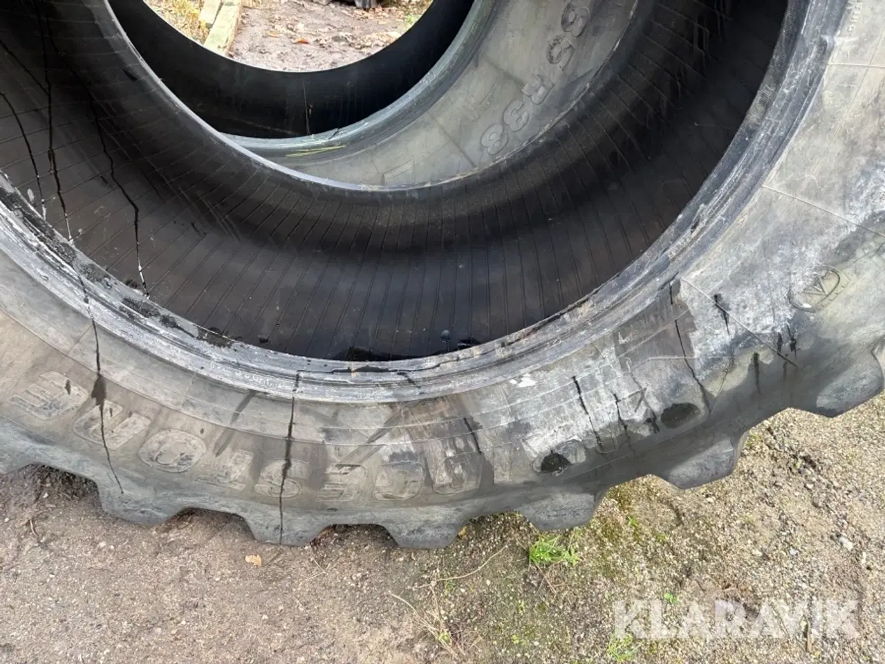 Billede 3 - Landbrugsdæk Kleber + Bridgestone 650/85R38 2 styk