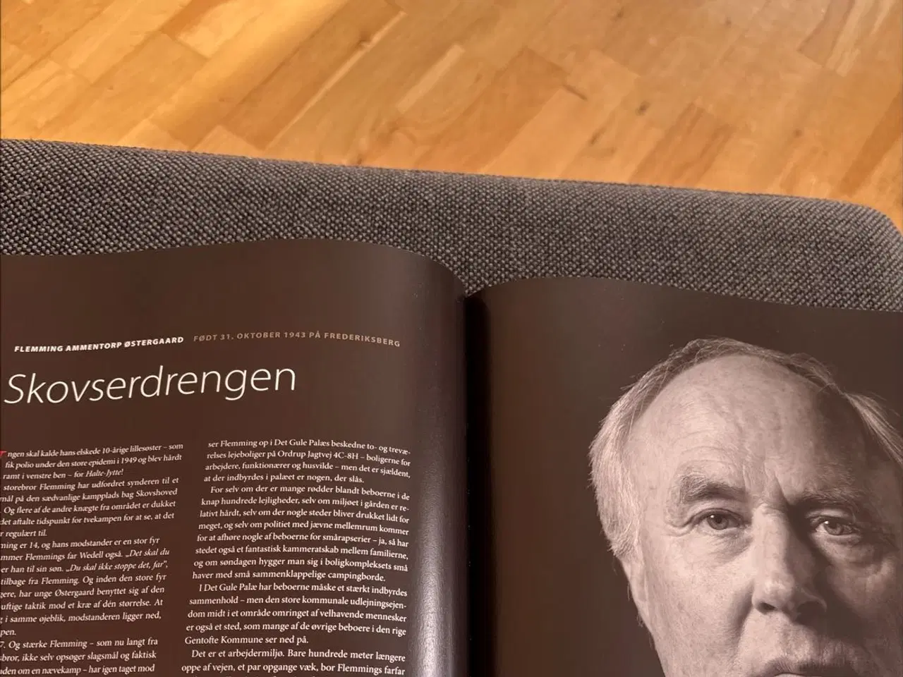 Billede 6 - Bog: “Skilleveje” skrevet af kendte danskere