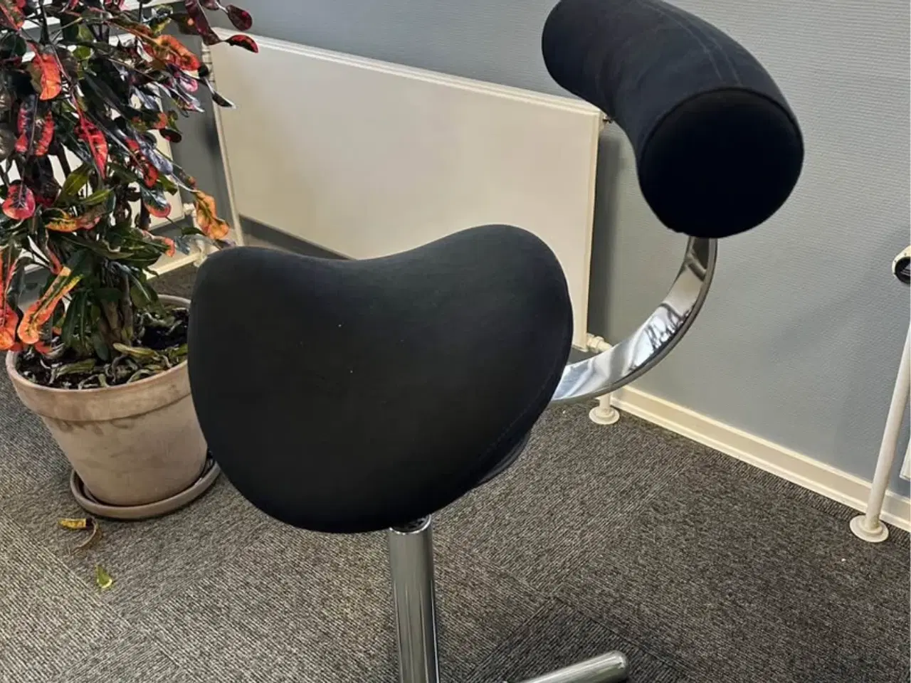 Billede 2 - Ergonomisk sadelstol- kontorstol 