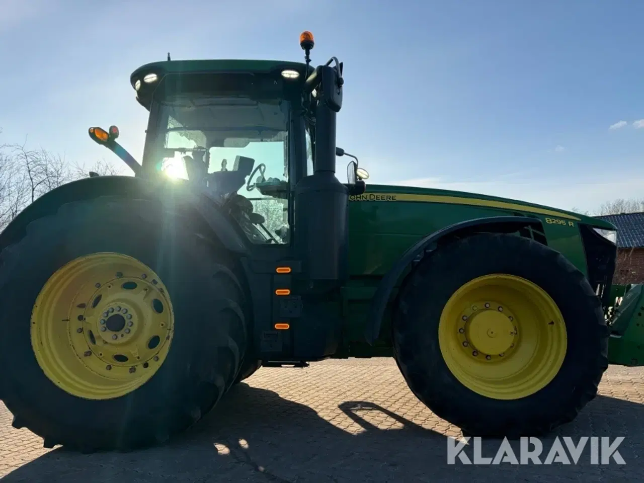Billede 5 - Traktor John Deere 8295R med front PTO og frontlift