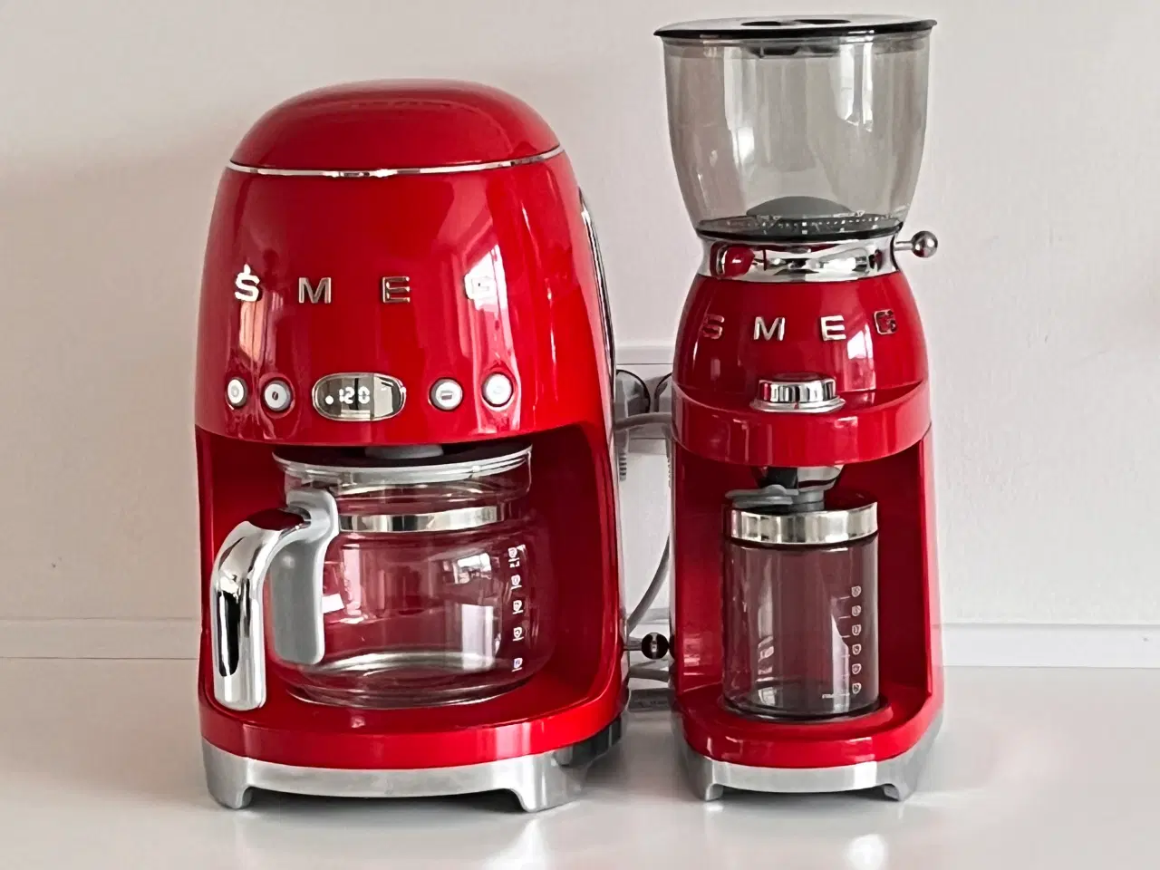 Billede 1 - Kaffekværn og kaffemaskine SMEG