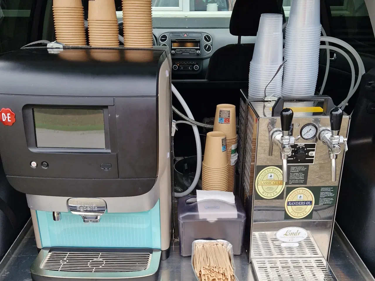 Billede 1 - Golf Van med kaffemaskine og fadølsanlæg