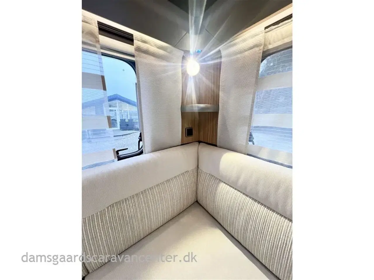 Billede 8 - 2015 - Hymer Nova 530 GL   Enkeltsenge-Gulvtemp.-Mover-Telt-Markise