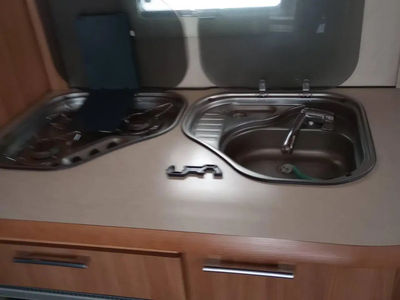 Billede 16 - Flot og velholdt Kabe Ametist 1700 GLE KS  NYSYNET