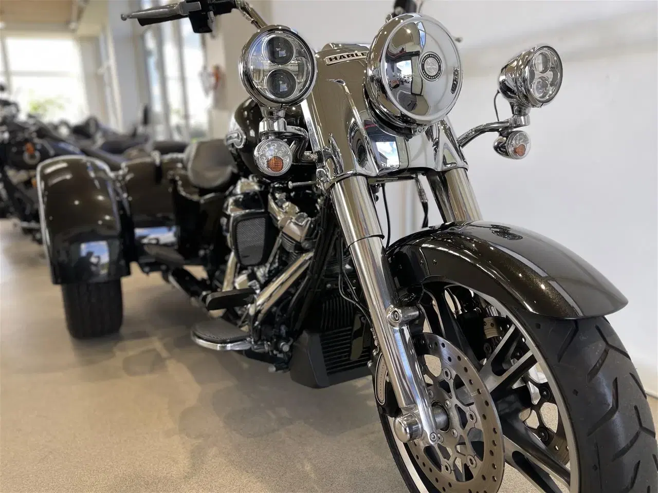 Billede 5 - Harley Davidson FLRT Freewheeler Trike 107"
