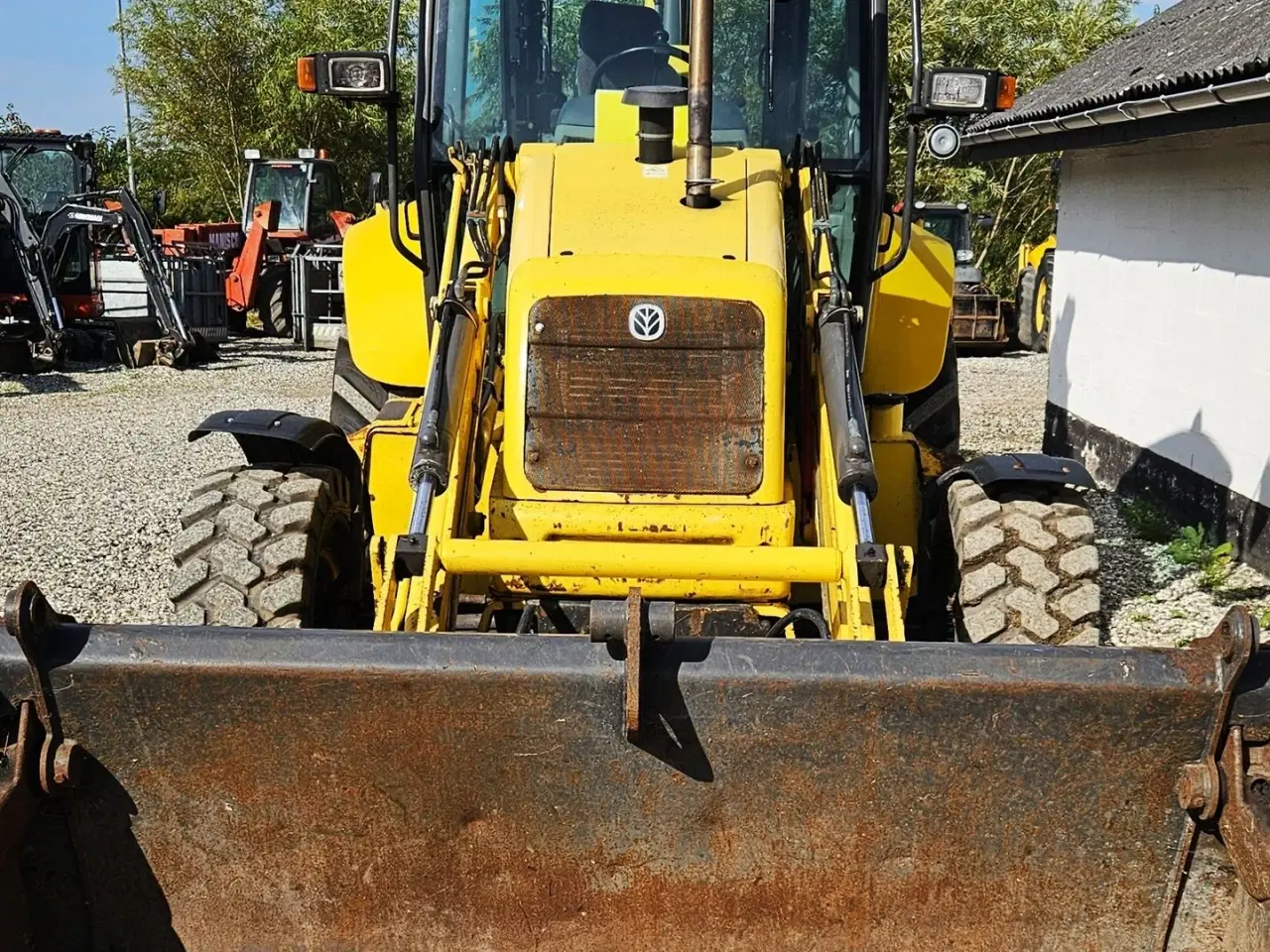 Billede 3 - New Holland LB110B / pæn og veludstyret / nye dæk + stor service