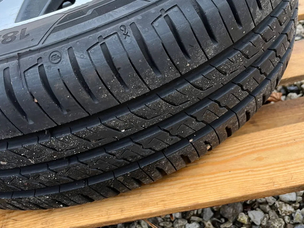 Billede 4 - Sommerhjul på VW alufælge 15’