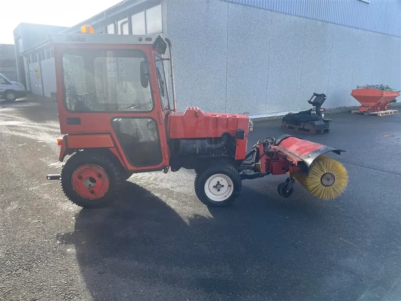 Billede 3 - Hako KOMPAKTTRAKTOR 3800 - Inkl. kost