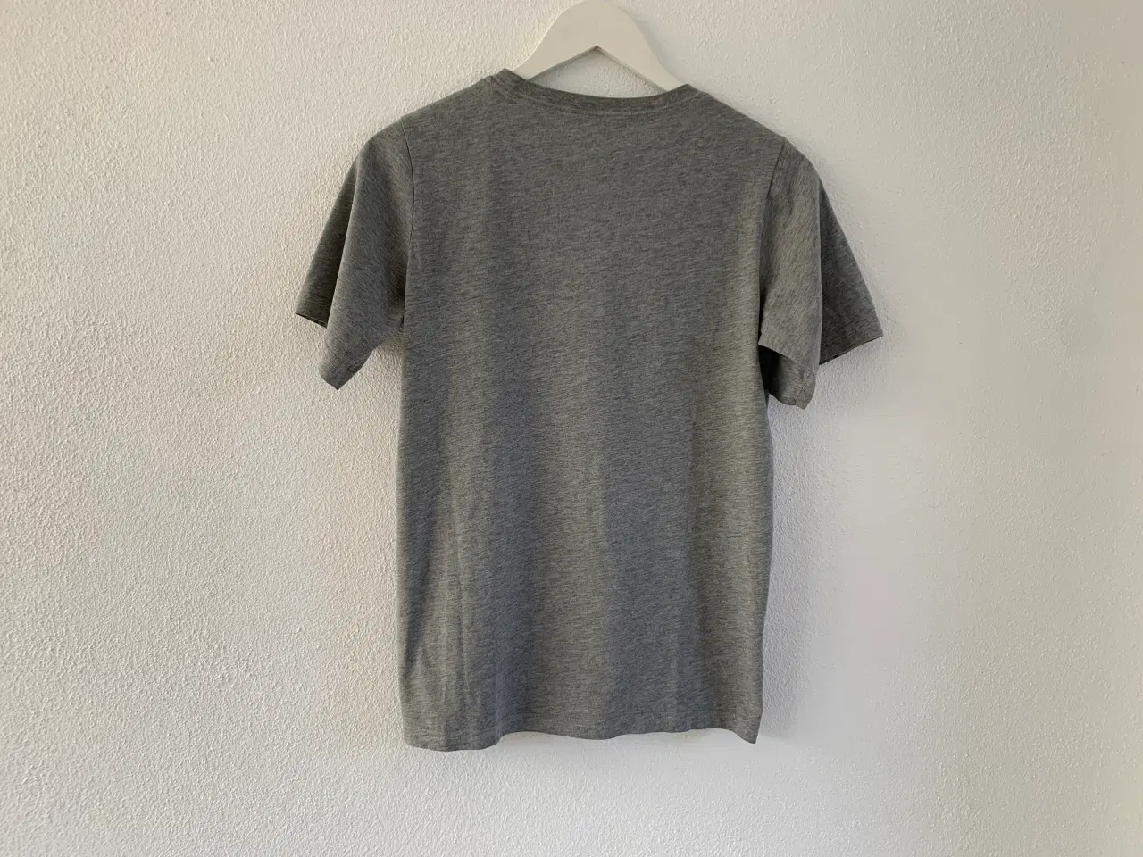 Billede 3 - T-shirt str.152