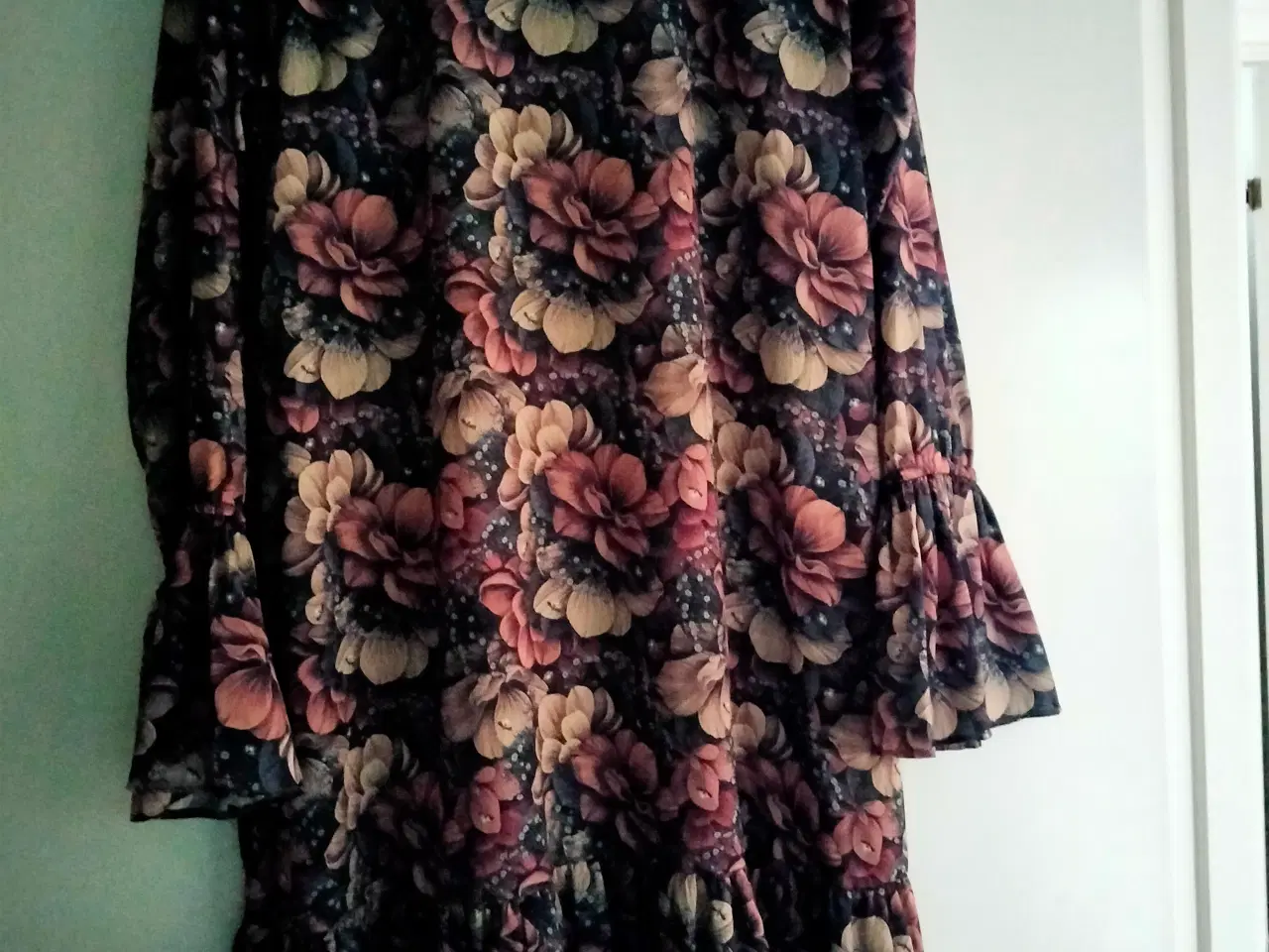 Billede 1 - Kjole mærke Gaspar