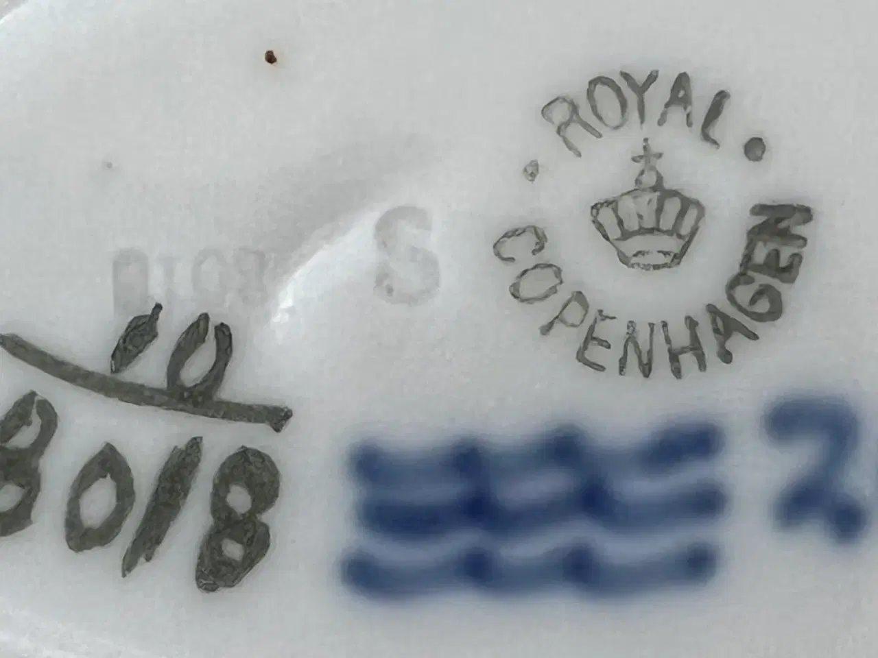 Billede 3 - Royal Copenhagen blomst flettet severingsfad stort