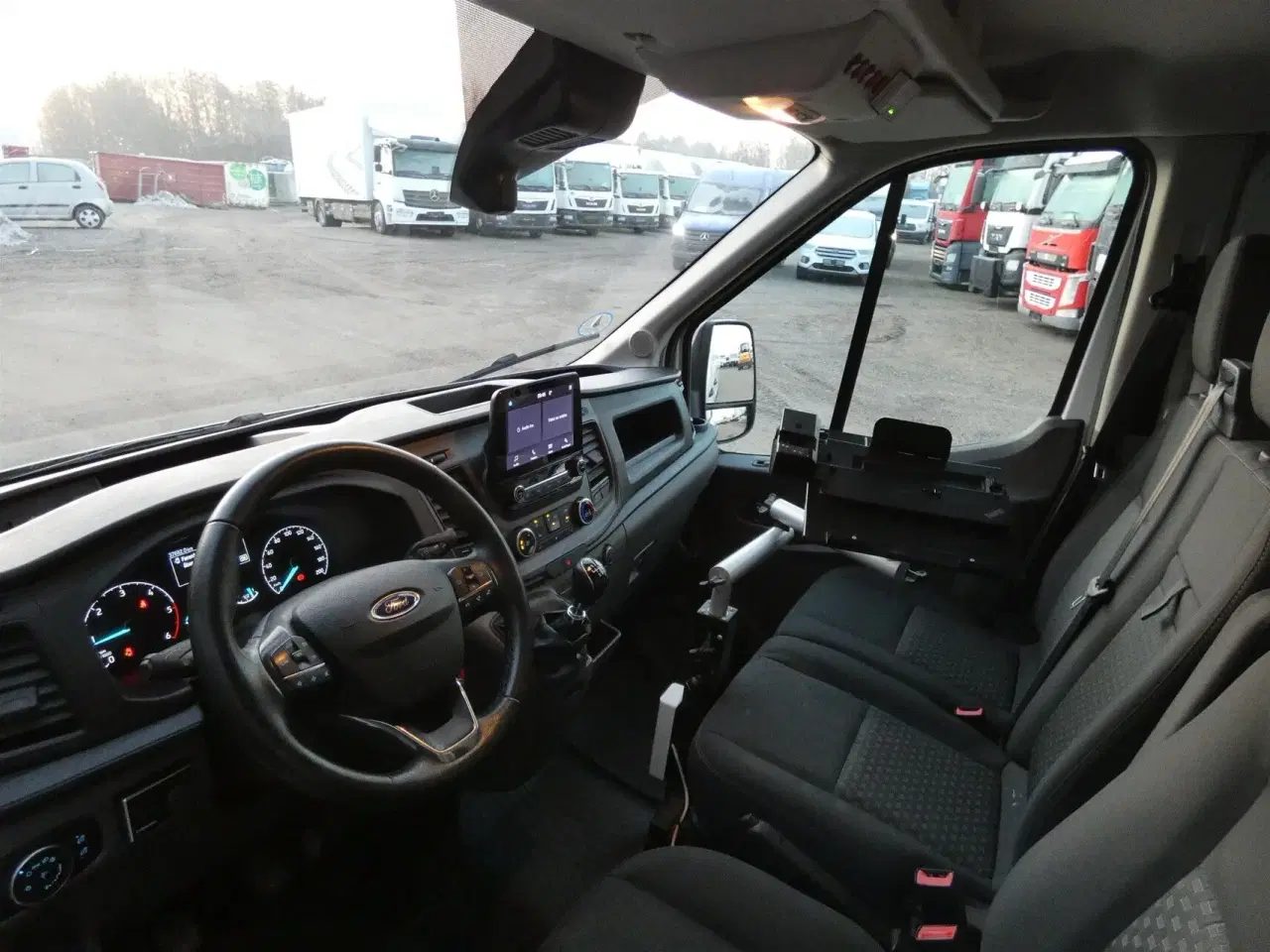 Billede 8 - Ford Transit 350 L2H2 2,0 TDCi Trend 130HK Van 6g