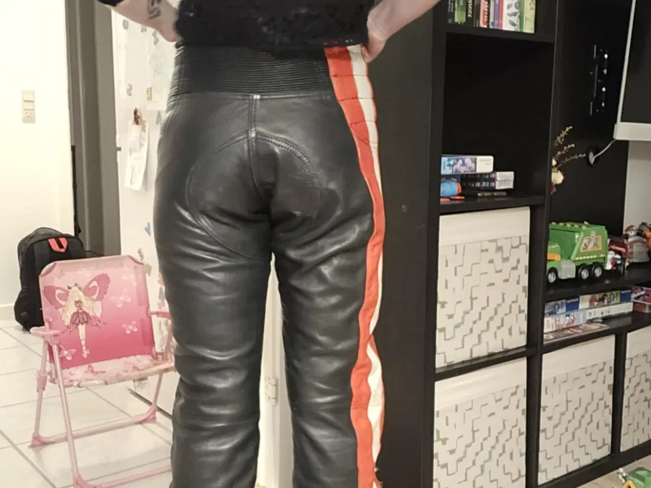 Billede 10 - 2 delt Sundance lædertøj Small