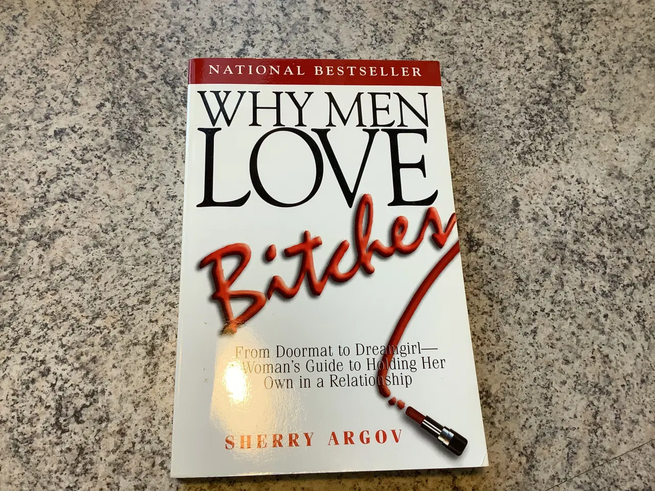 Billede 1 - Bogen “Why men love bitches” sælges