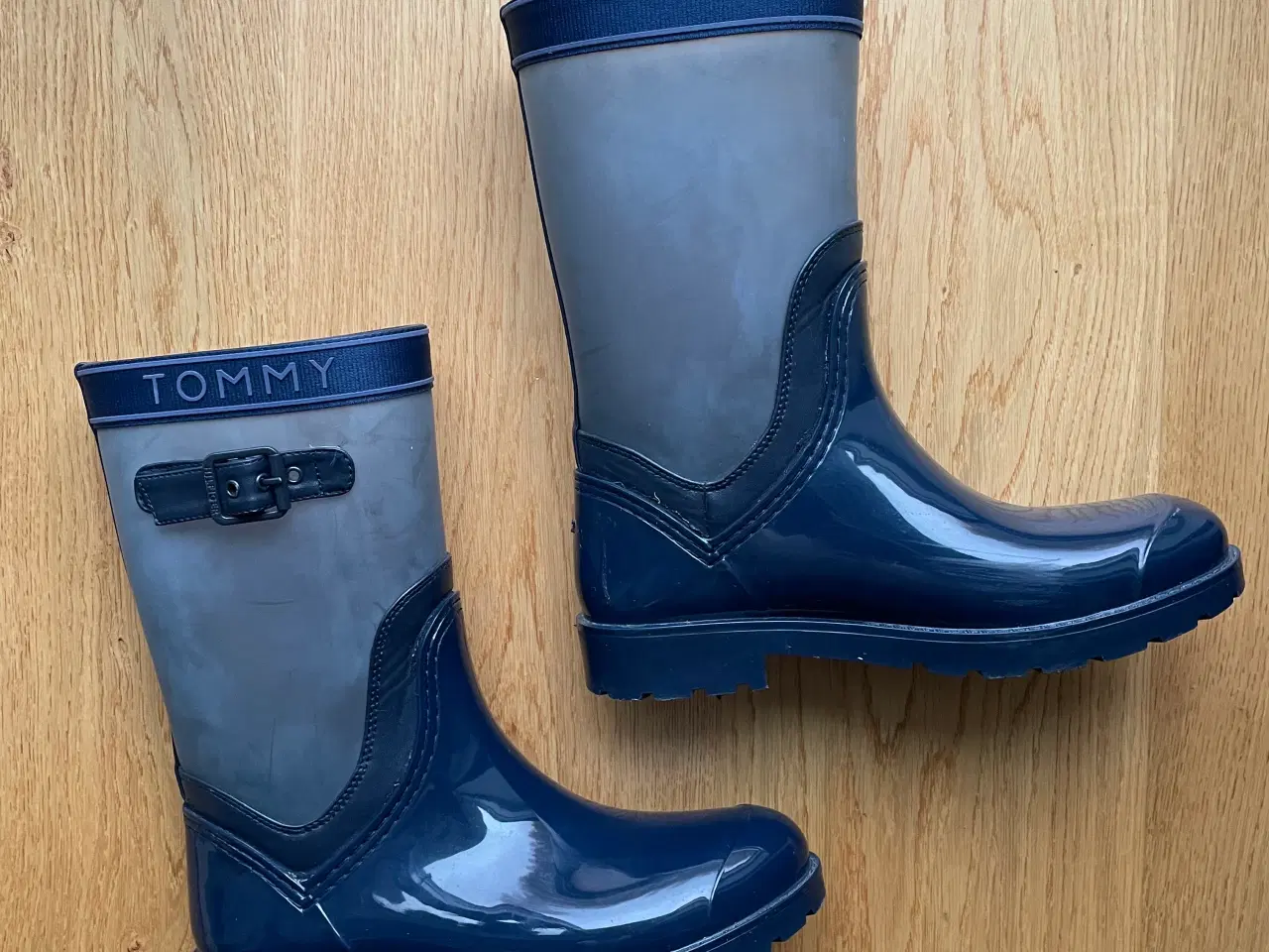 Billede 1 - Tommy Hilfiger gummistøvler 