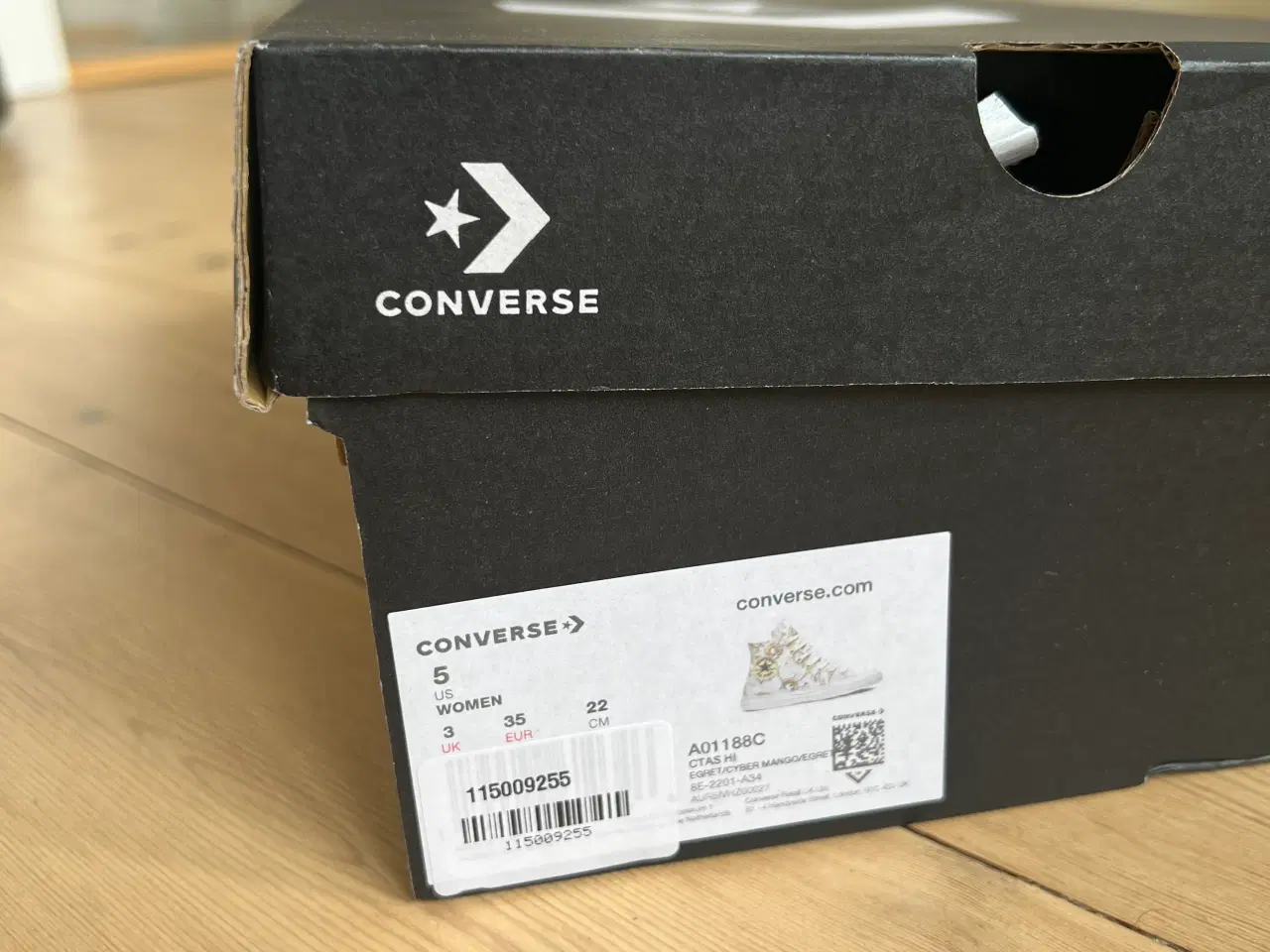 Billede 5 - Converse sneakers med gult retromønster