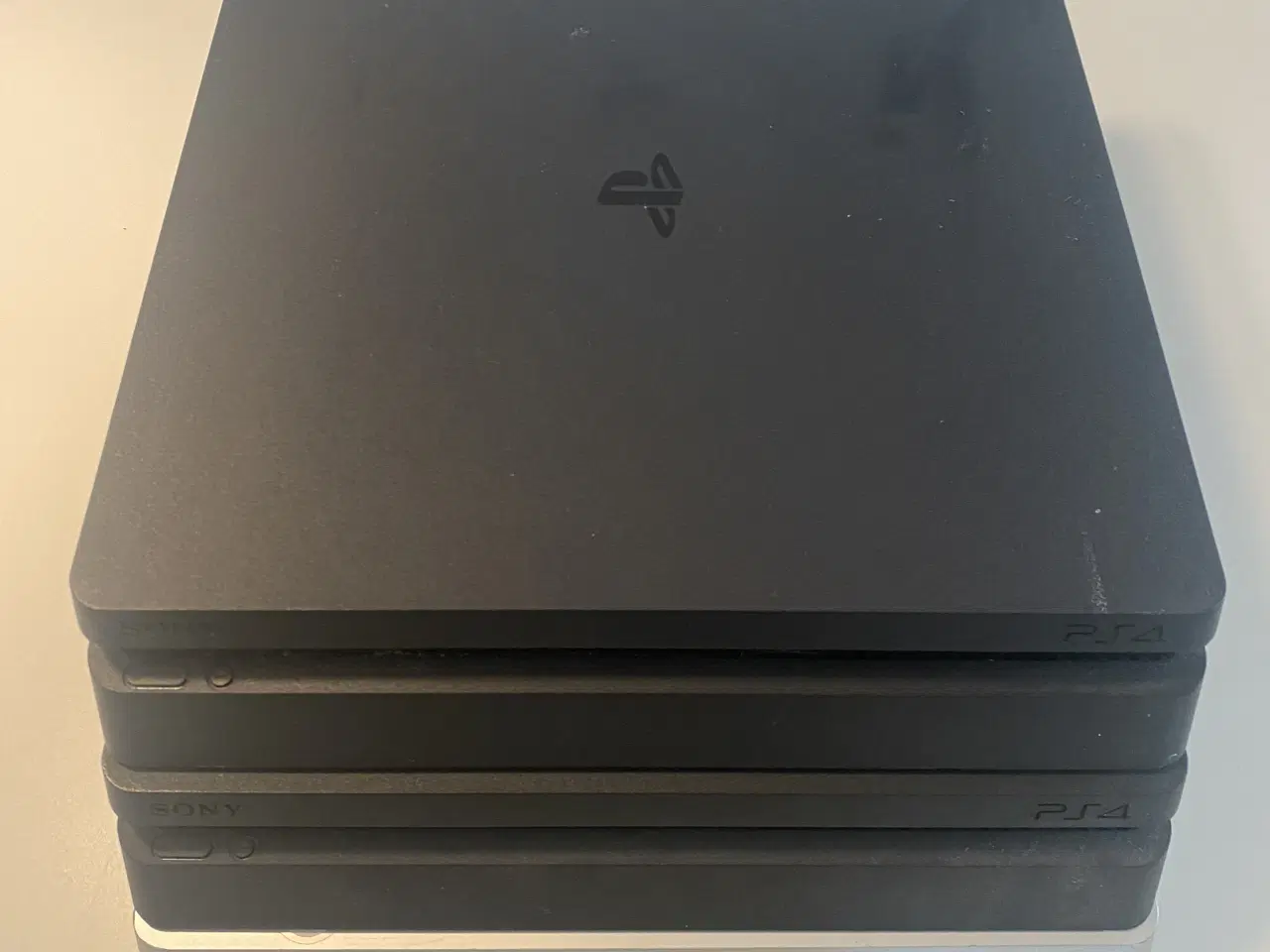 Billede 1 - 3 styks PlayStation 4 slim 500gb 