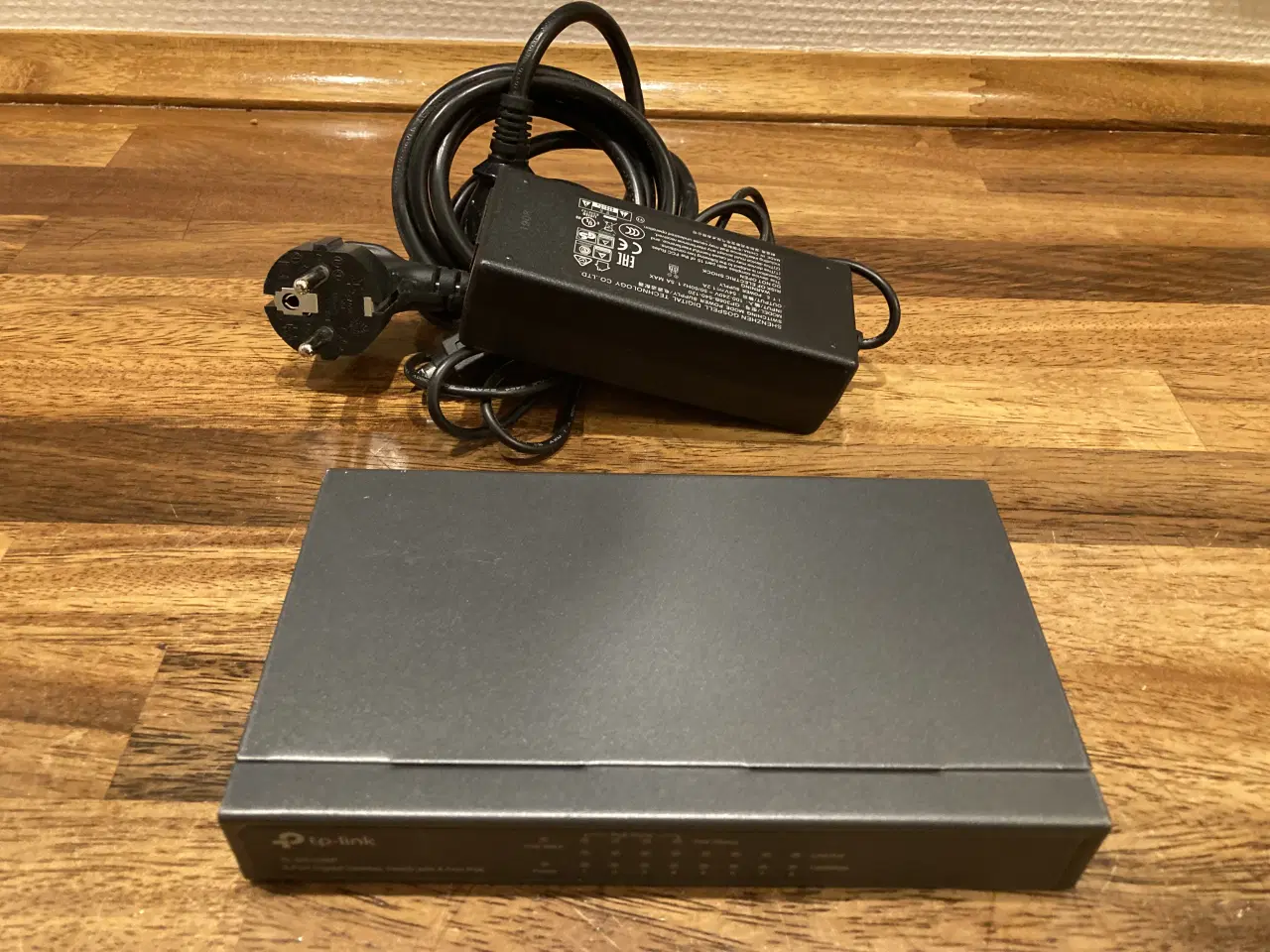 Billede 3 - TP-Link TL-SG1008P switch 8-port POE