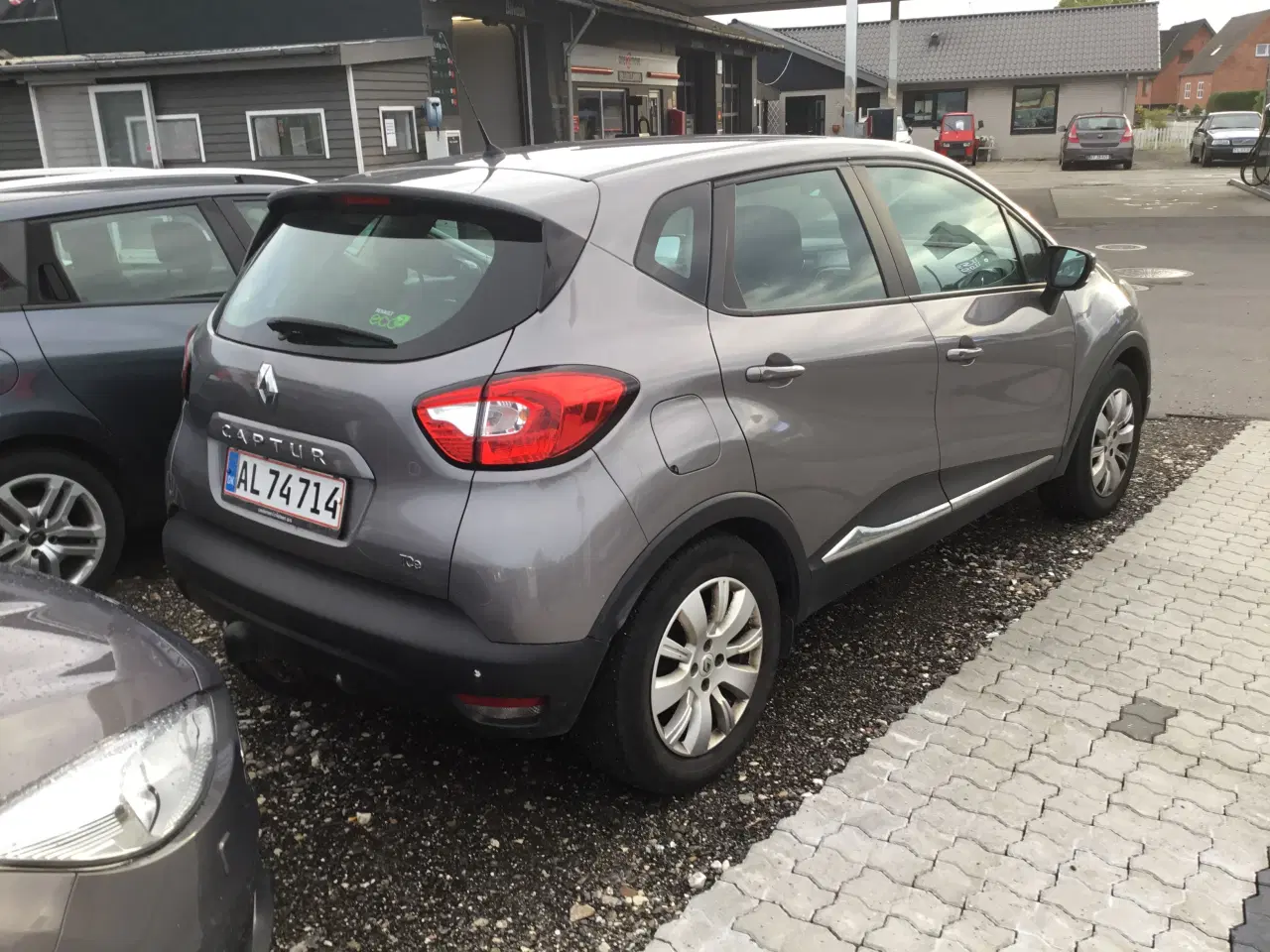 Billede 3 - Renault captur 0,9 benzin  1.ejer træk mm