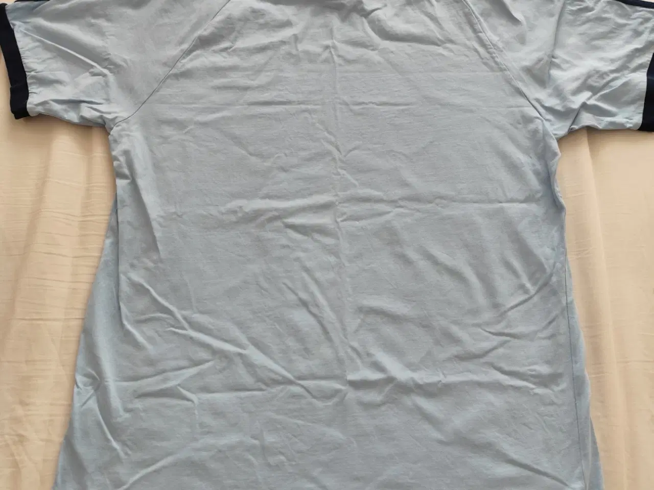 Billede 2 - Adidas t-shirt