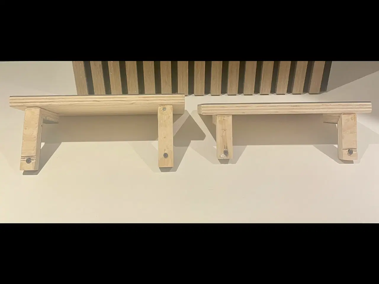 Billede 2 - To små hylder