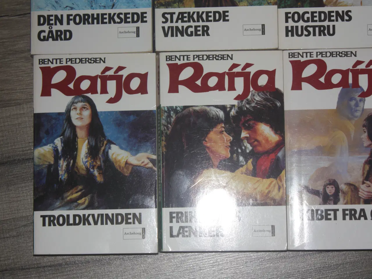 Billede 4 - Raija bøger af Bente Pedersen