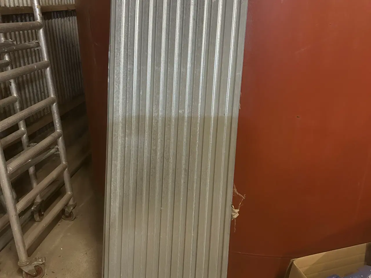 Billede 2 - Lewis svalehaleplader til gulvopbygning