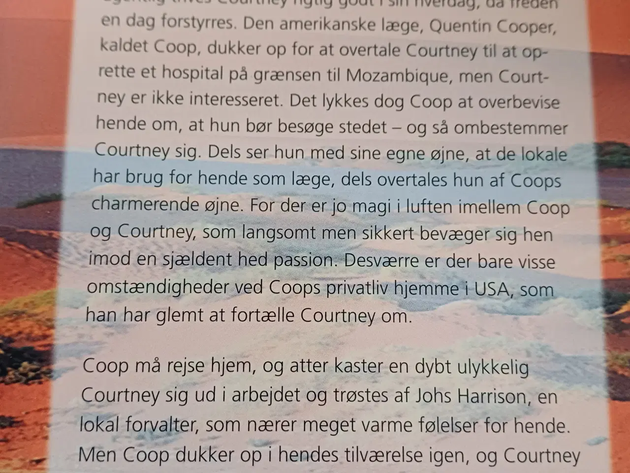 Billede 2 - Vest for Månen af Barbara Bickmore