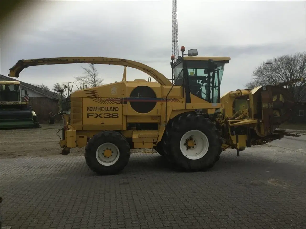 Billede 5 - New Holland FX 38 Velholdt inkl majsbord og pickup