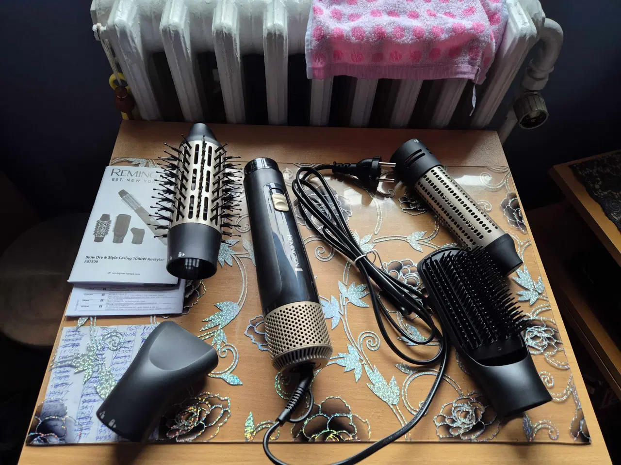 Billede 4 - Remington Airstyler med 4stk tilbehør 
