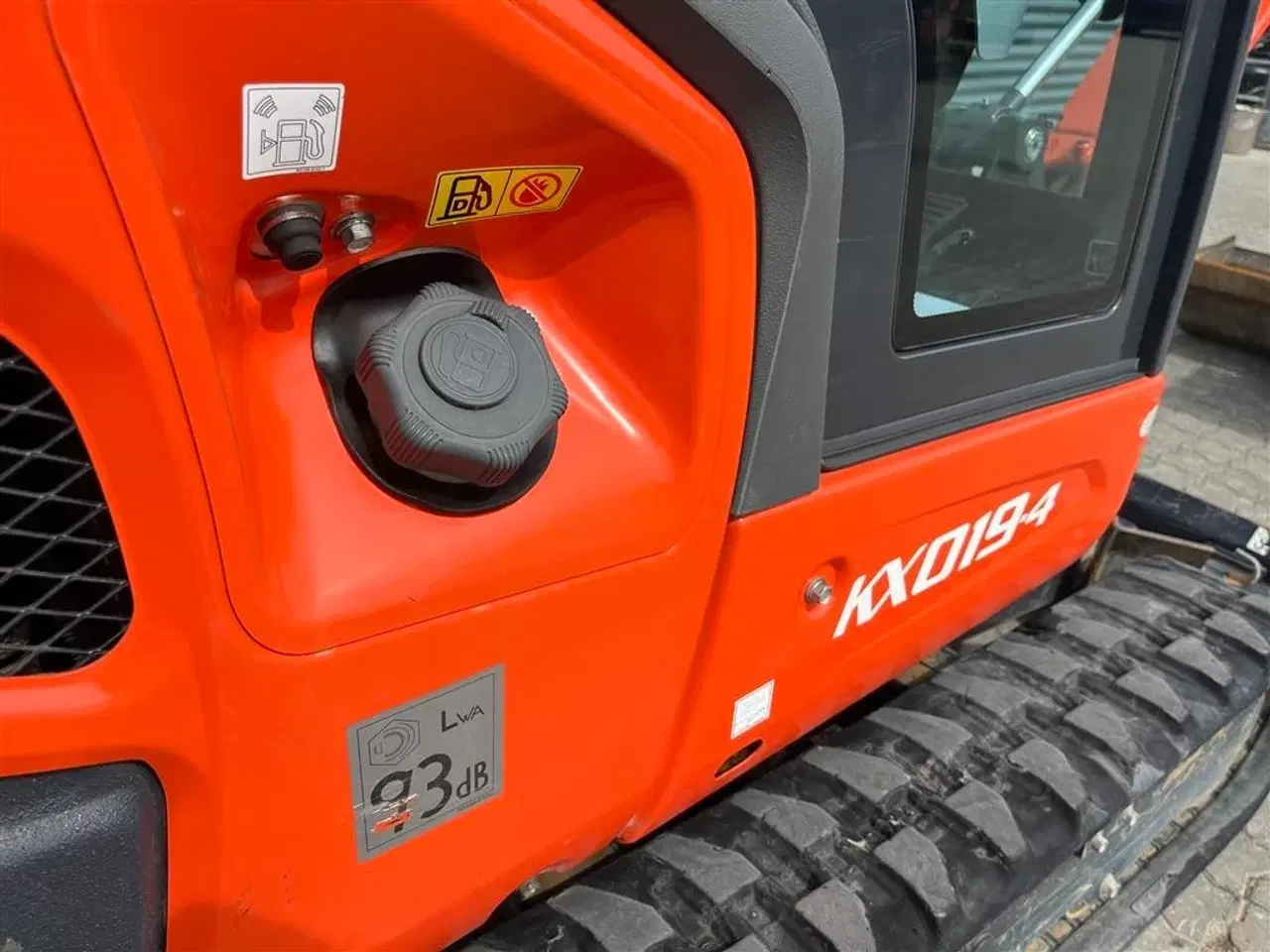Billede 18 - Kubota KX019-4 tiltman og 3 skovle kun kørt 912timer