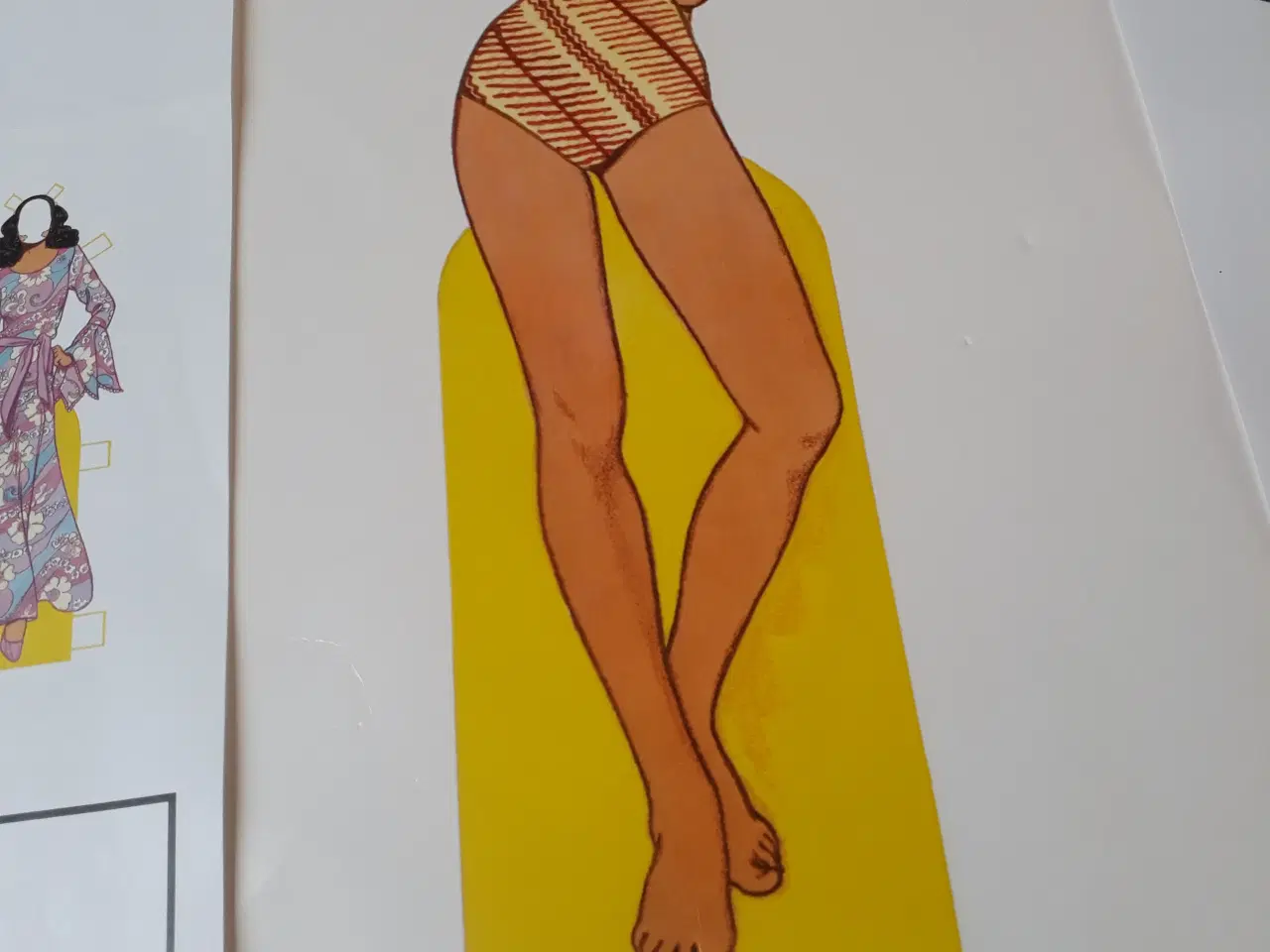 Billede 4 - Påklædningsdukker