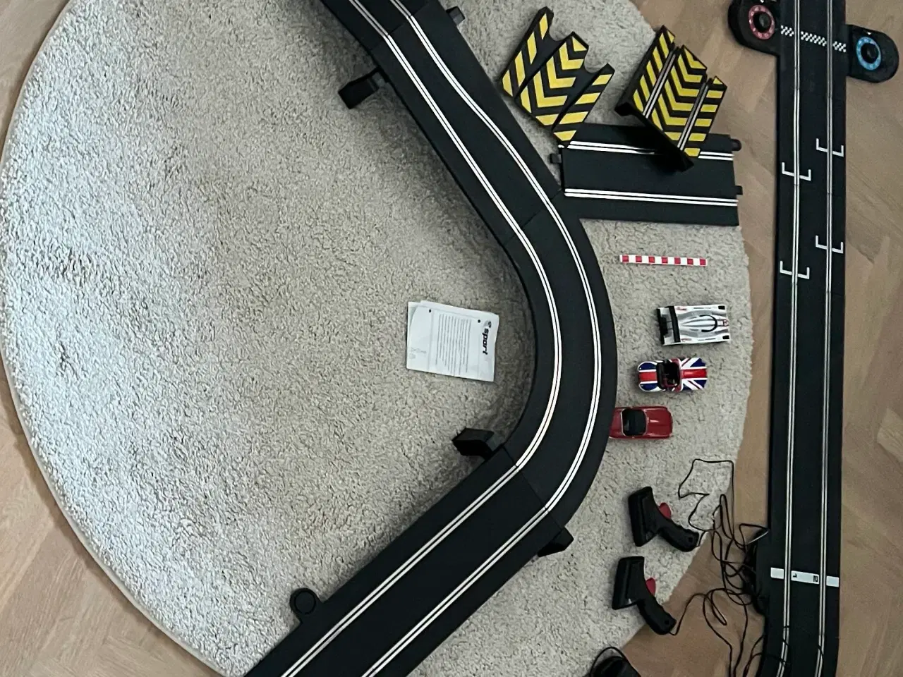 Billede 3 - Scalextric racerbane inkl biler