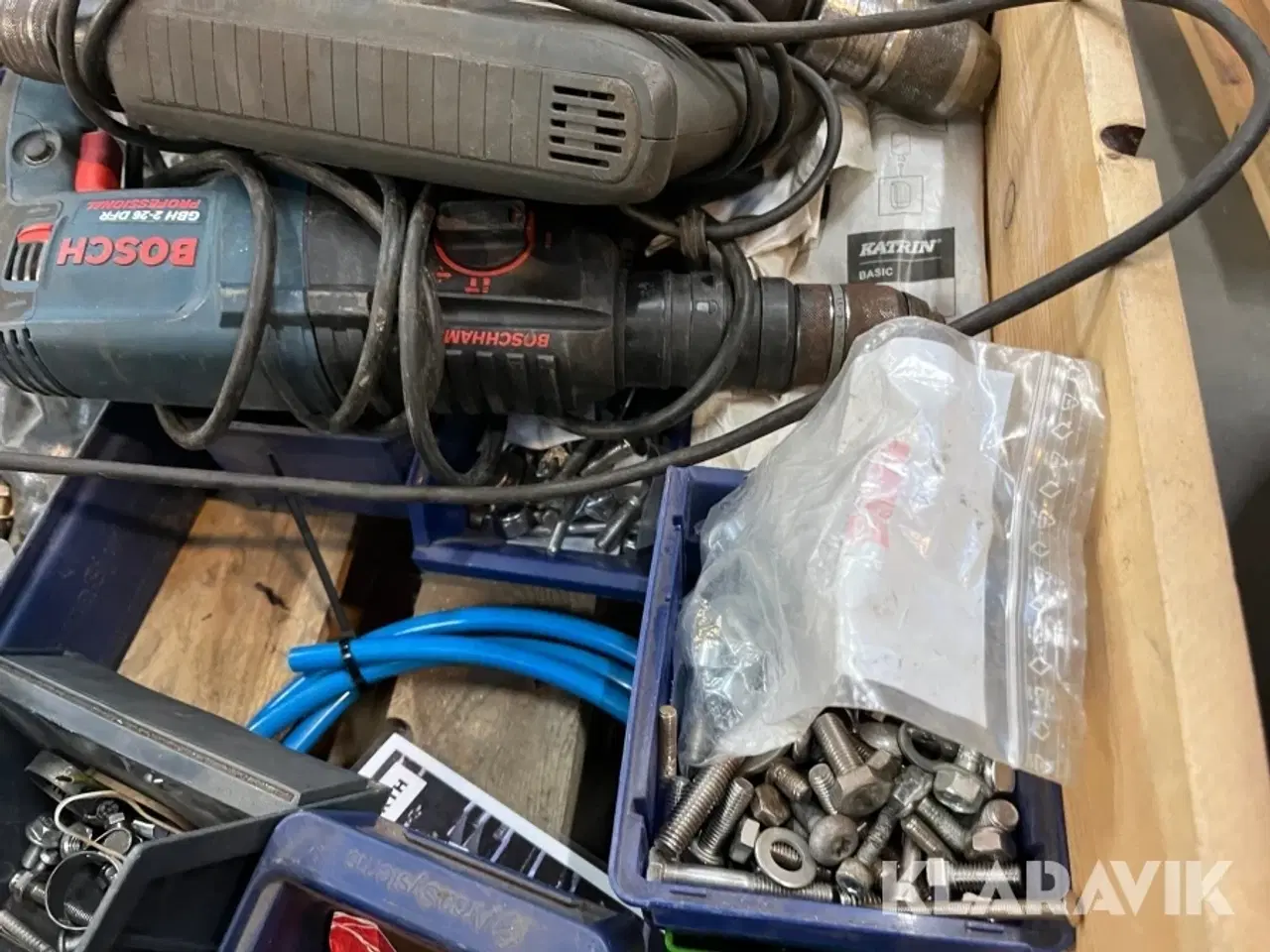 Billede 8 - Blandet lot Boremaskiner-bolte- diverse