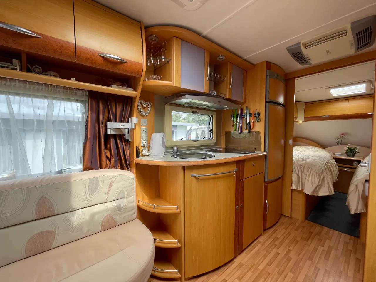 Billede 11 - LMC Ambassador 565E campingvogn (2008)  med Villa 