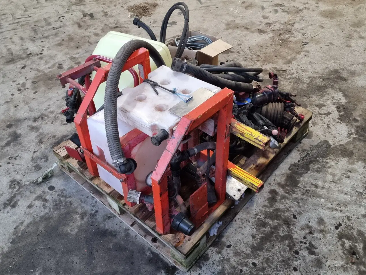 Billede 9 - Bejdseudstyr til kartoffellægger