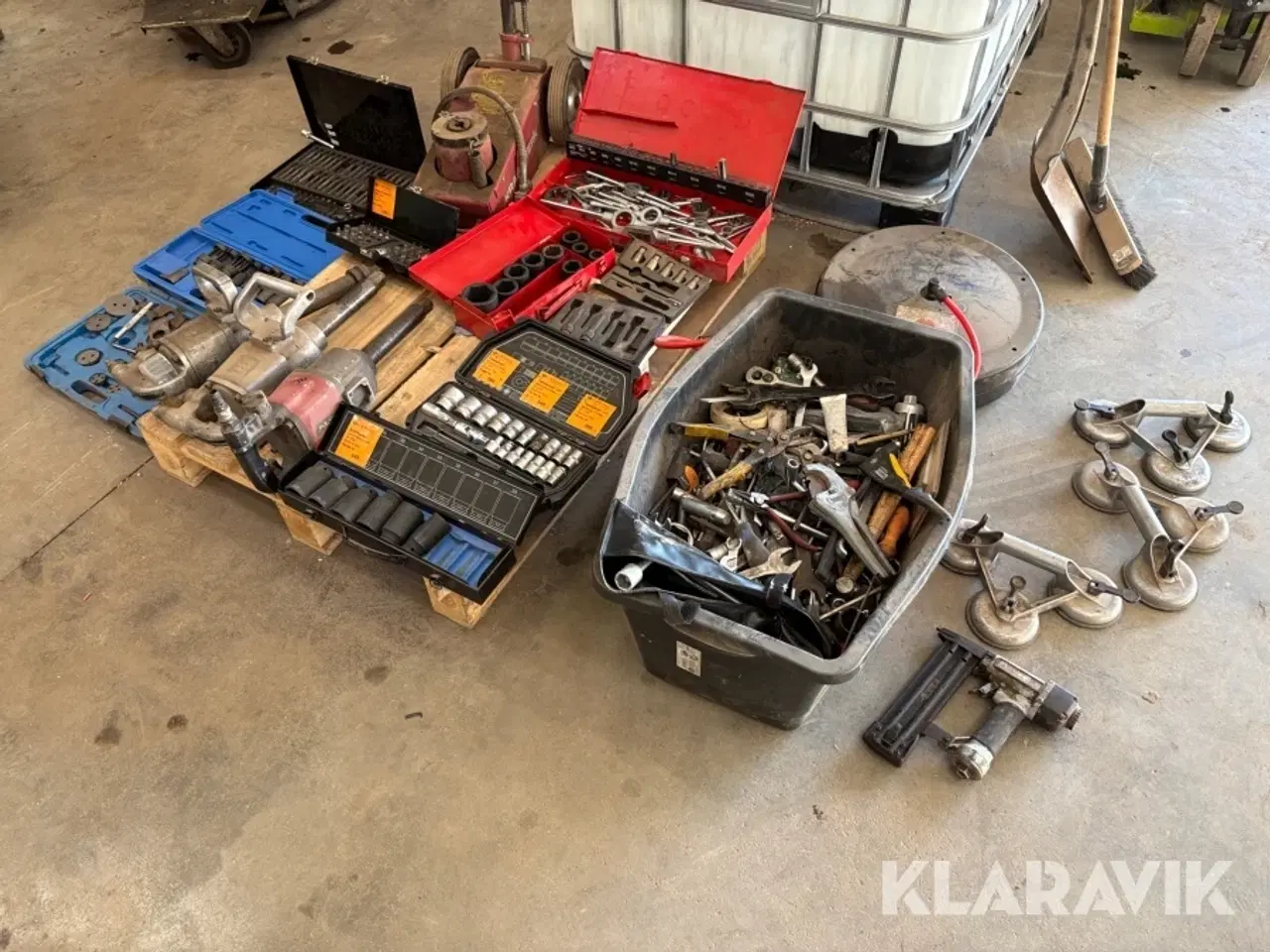 Billede 1 - Blandet værktøj og donkraft - 1 palle