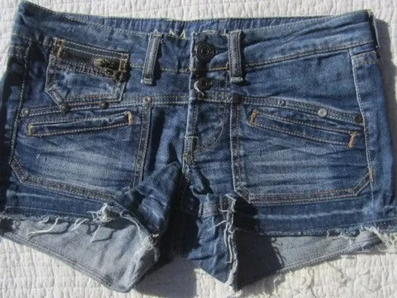 Billede 1 - Str. 34, korte cowboyshorts