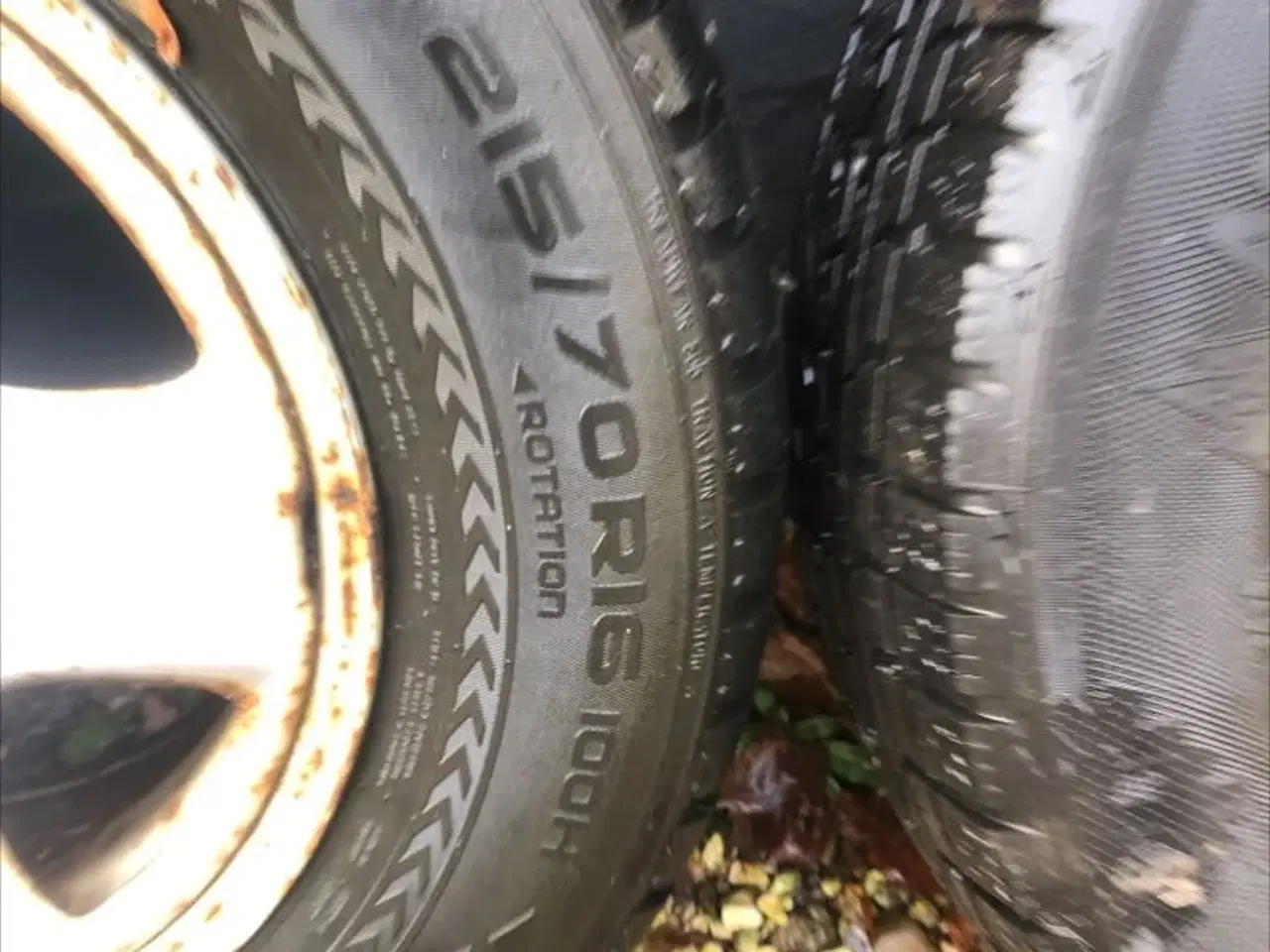 Billede 2 - Fælg rav 4 215/70r16