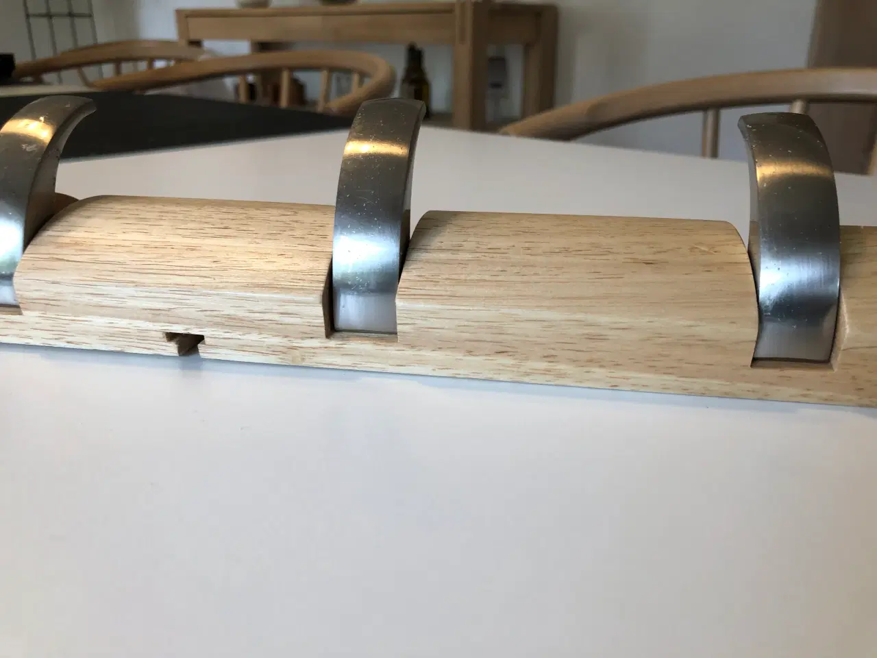 Billede 8 - Flot knage række med 5 kroge