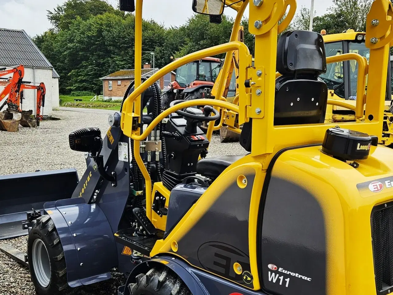 Billede 5 - Eurotrac W11 / fabriksny / skovl & gafler / Kubota motor